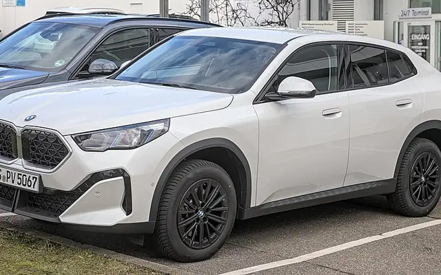 BMW X2