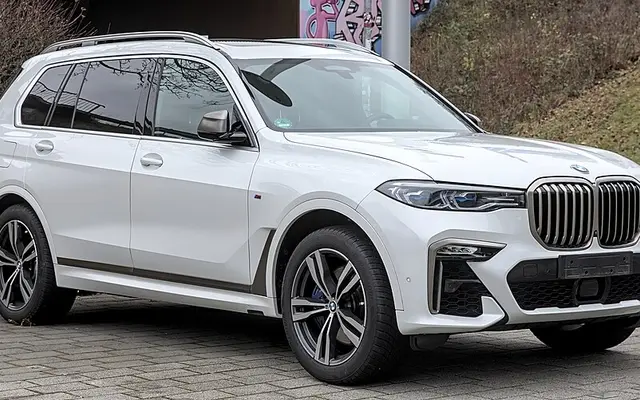 BMW X7