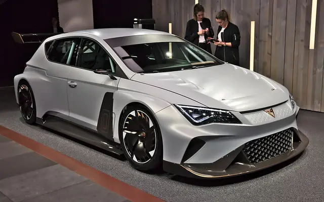 CUPRA TCR