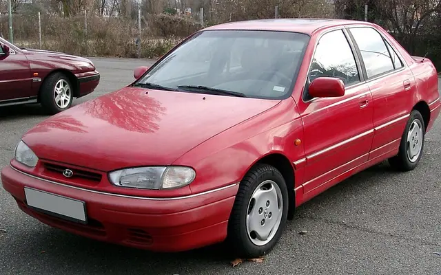 Hyundai Lantra