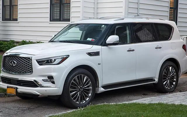 Infiniti QX80