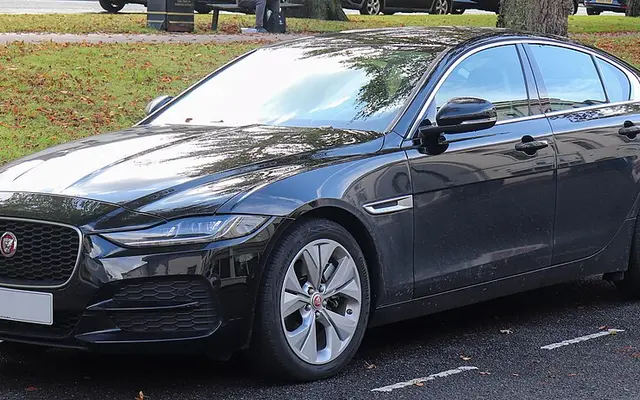 Jaguar XE