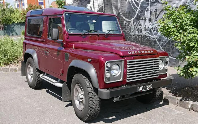 Land Rover Defender