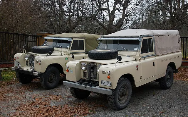 Land Rover Series II