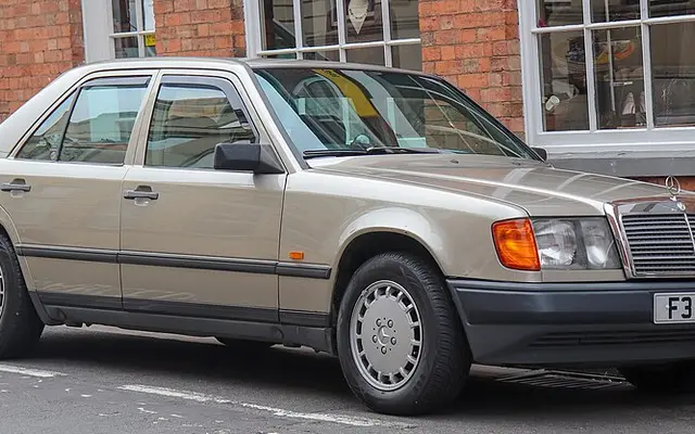 Mercedes-Benz W124