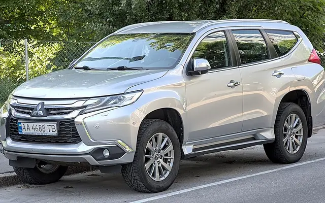 Mitsubishi Pajero Sport