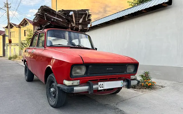 Moskvich 2140