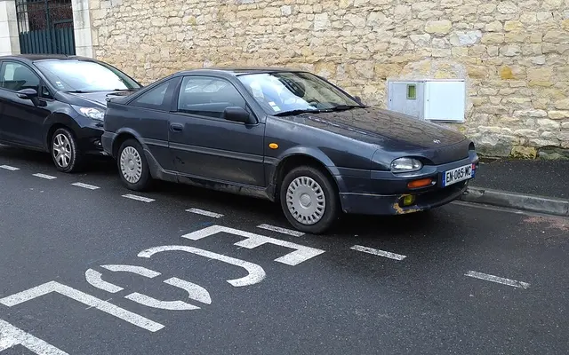 Nissan 100 NX