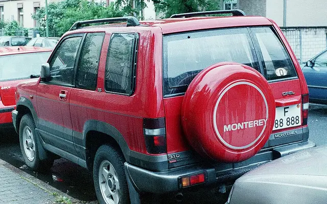 Opel Monterey