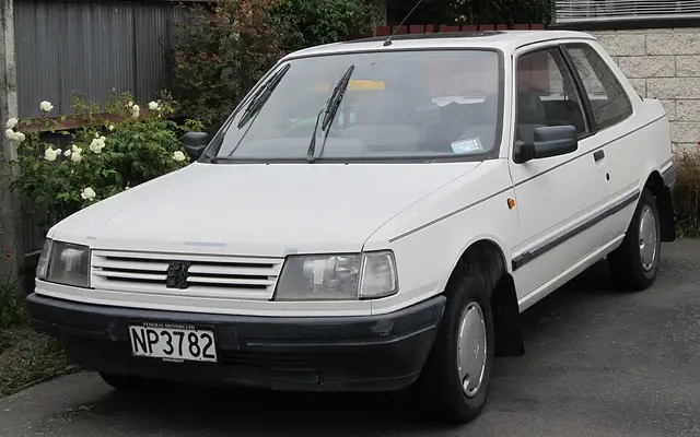 Peugeot 309