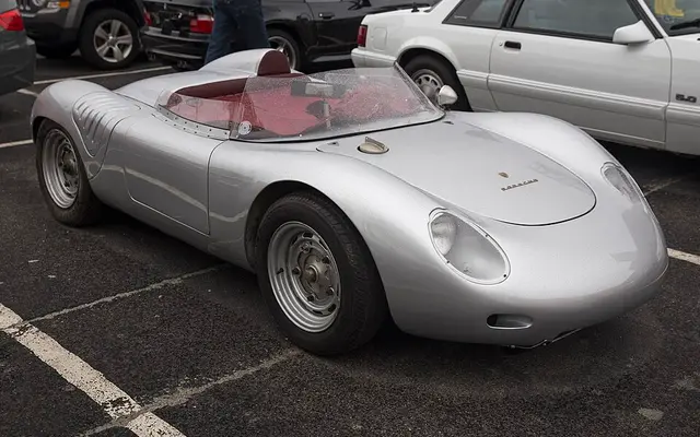 Porsche 718