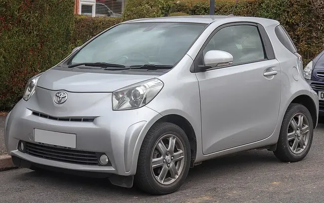 Toyota iQ