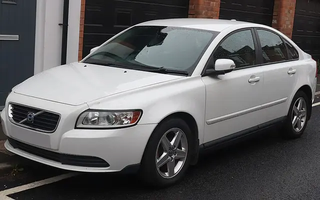 Volvo S40